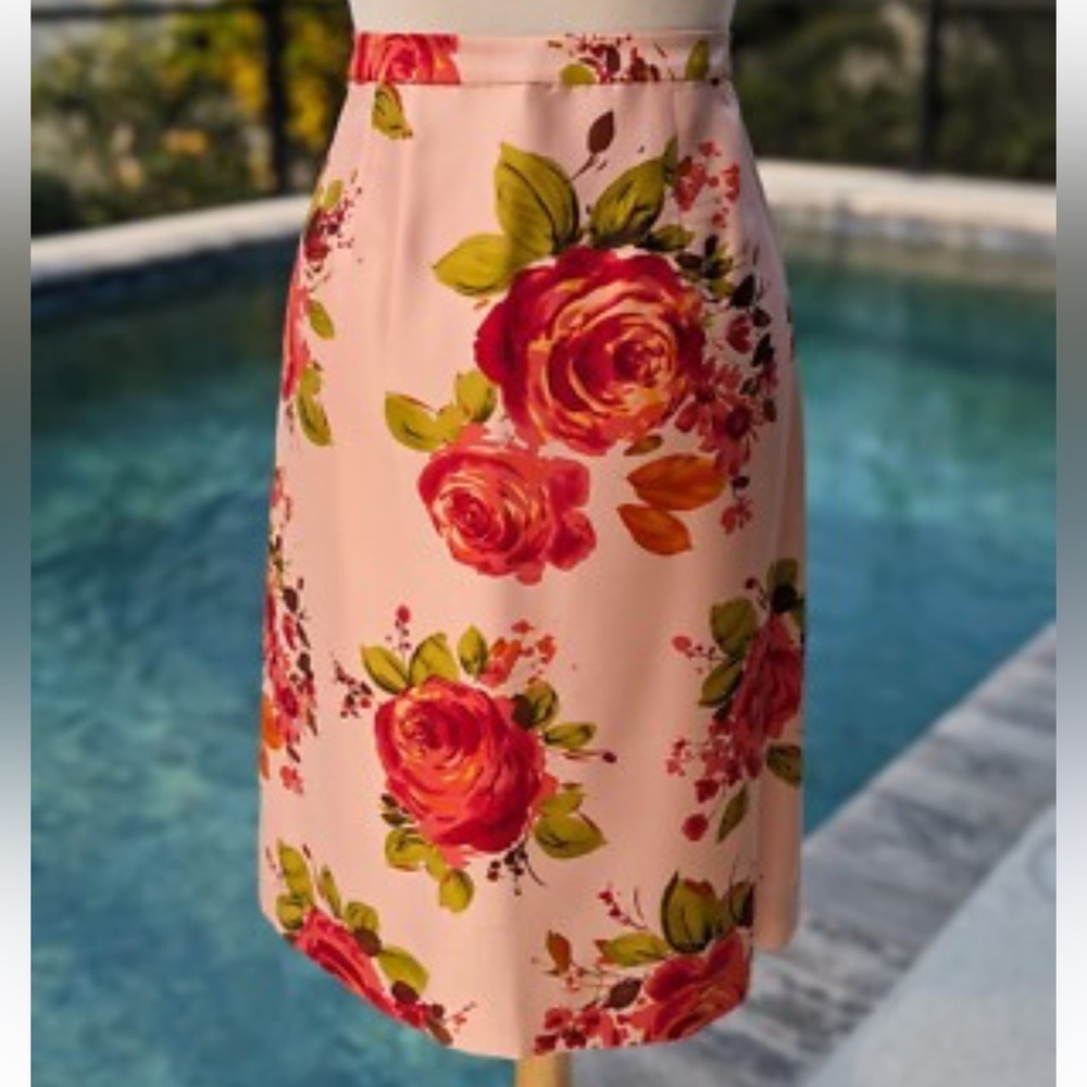 Banana Republic Floral Pencil Skirt in Pink and Red